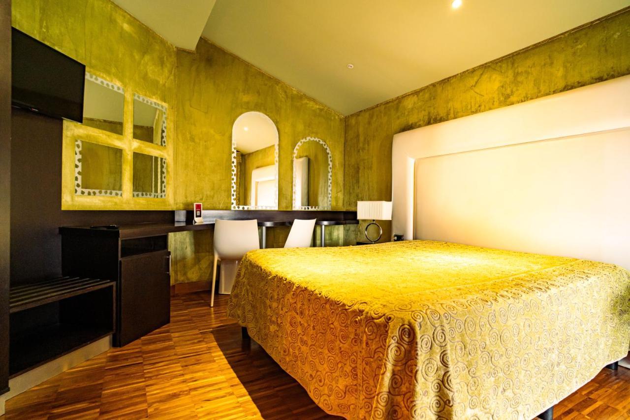 Marcantonio Hotel Giugliano In Campania Exterior photo